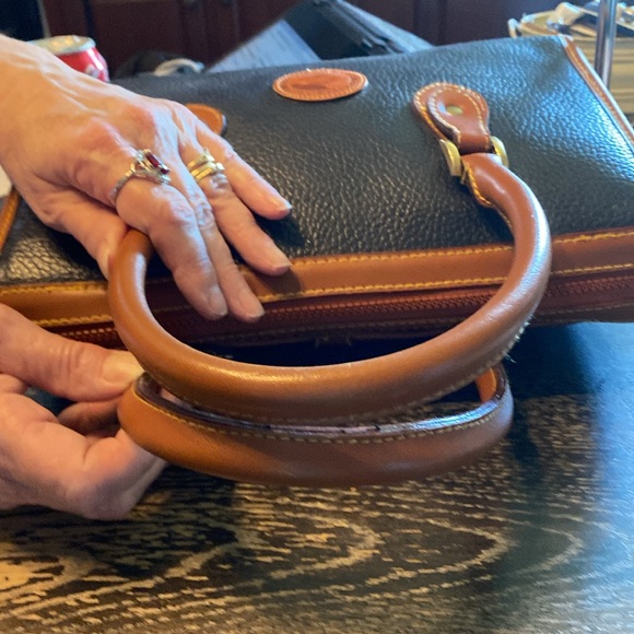 Dooney & Bourne all weather navy blue made in USA - Picture 6 of 13